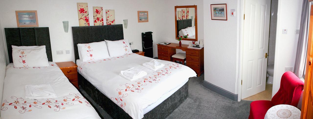 Woburn Hill Hotel ซีเมสเบย์ ภายนอก รูปภาพ